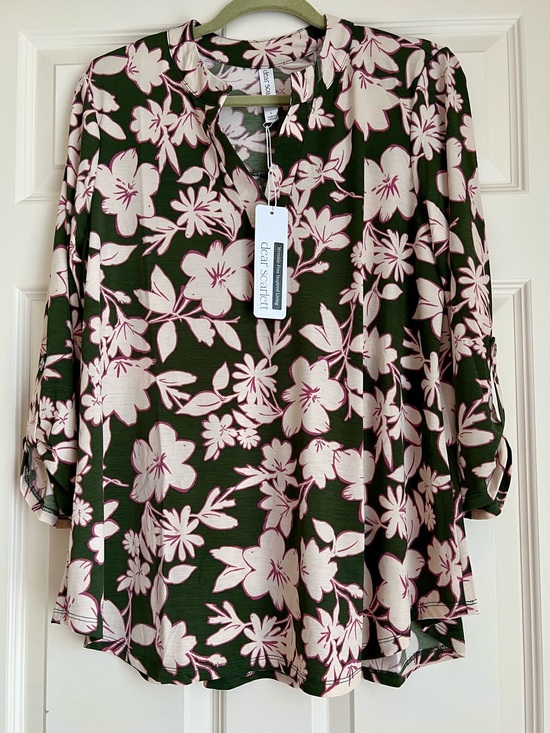 Dear Scarlett Tops - Dear Scarlett Olive Green Floral Tunic with Blush Print L (new in package)